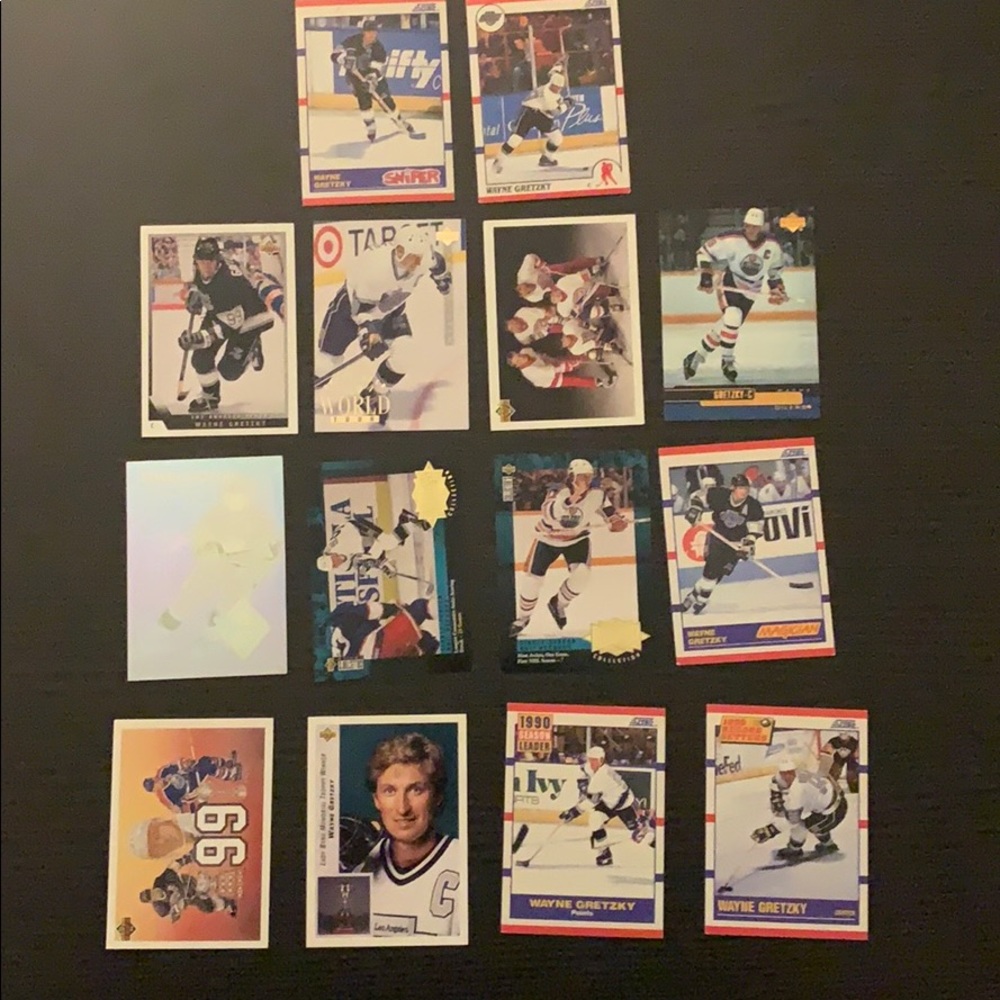 Wayne Gretzky Card Lot